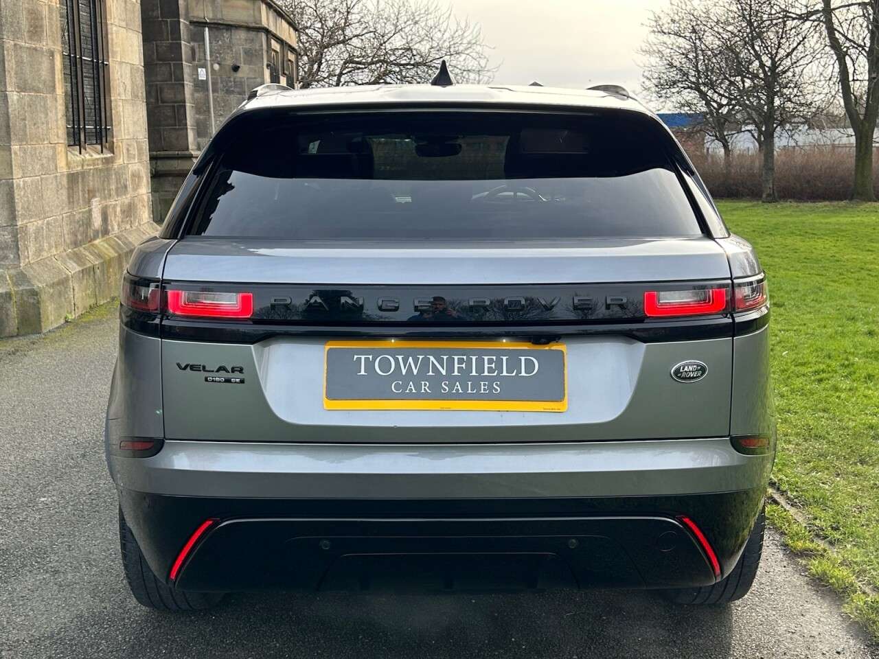 2020 LAND ROVER RANGE ROVER VELAR 2020 LAND ROVER RANGE ROVER VELAR