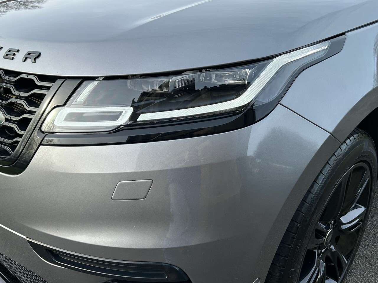 2020 LAND ROVER RANGE ROVER VELAR 2020 LAND ROVER RANGE ROVER VELAR