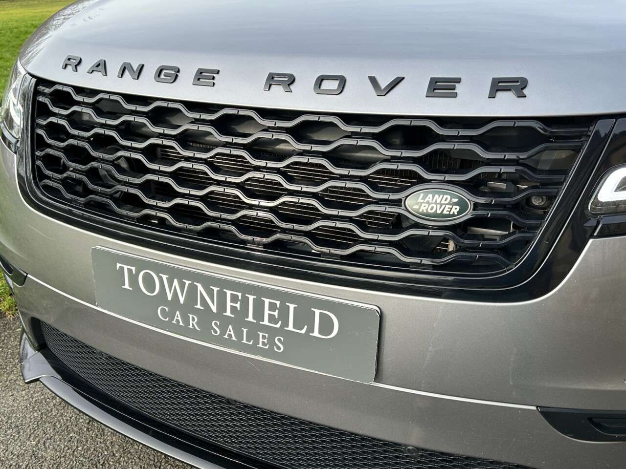 2020 LAND ROVER RANGE ROVER VELAR 2020 LAND ROVER RANGE ROVER VELAR