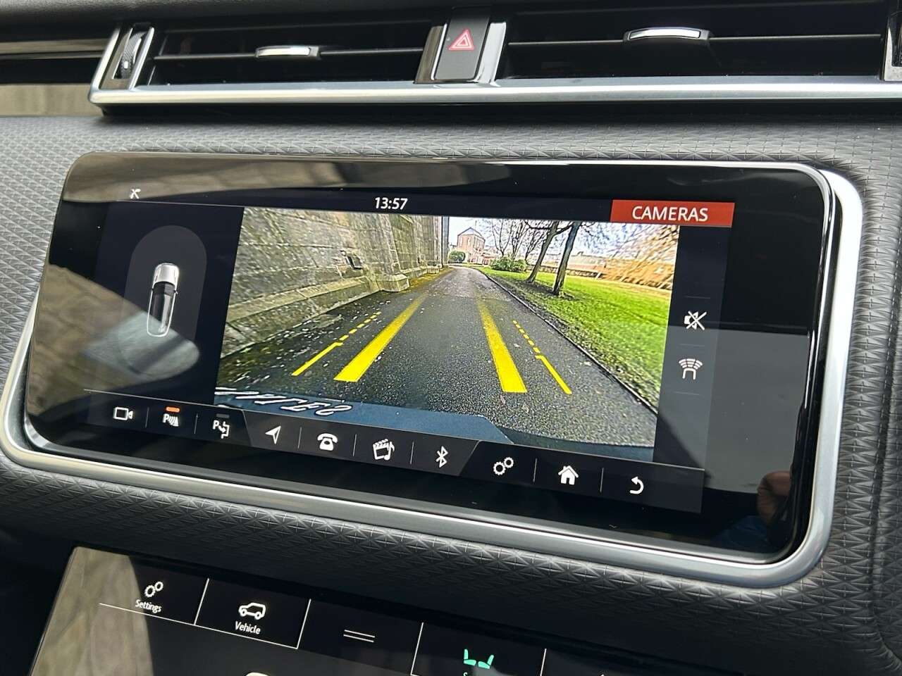 2020 LAND ROVER RANGE ROVER VELAR 2020 LAND ROVER RANGE ROVER VELAR