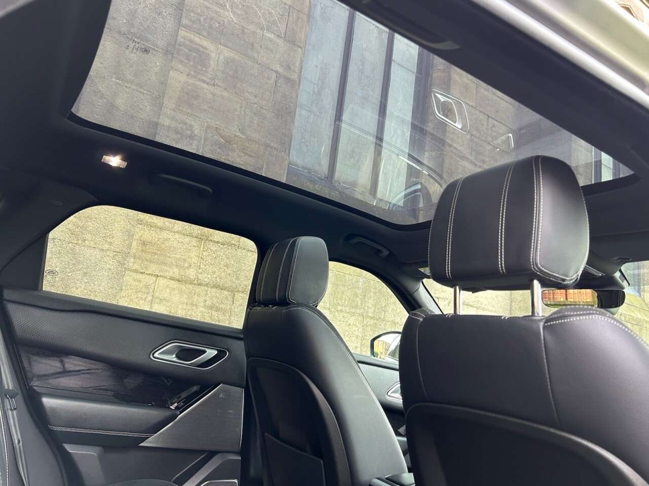 2020 LAND ROVER RANGE ROVER VELAR 2020 LAND ROVER RANGE ROVER VELAR