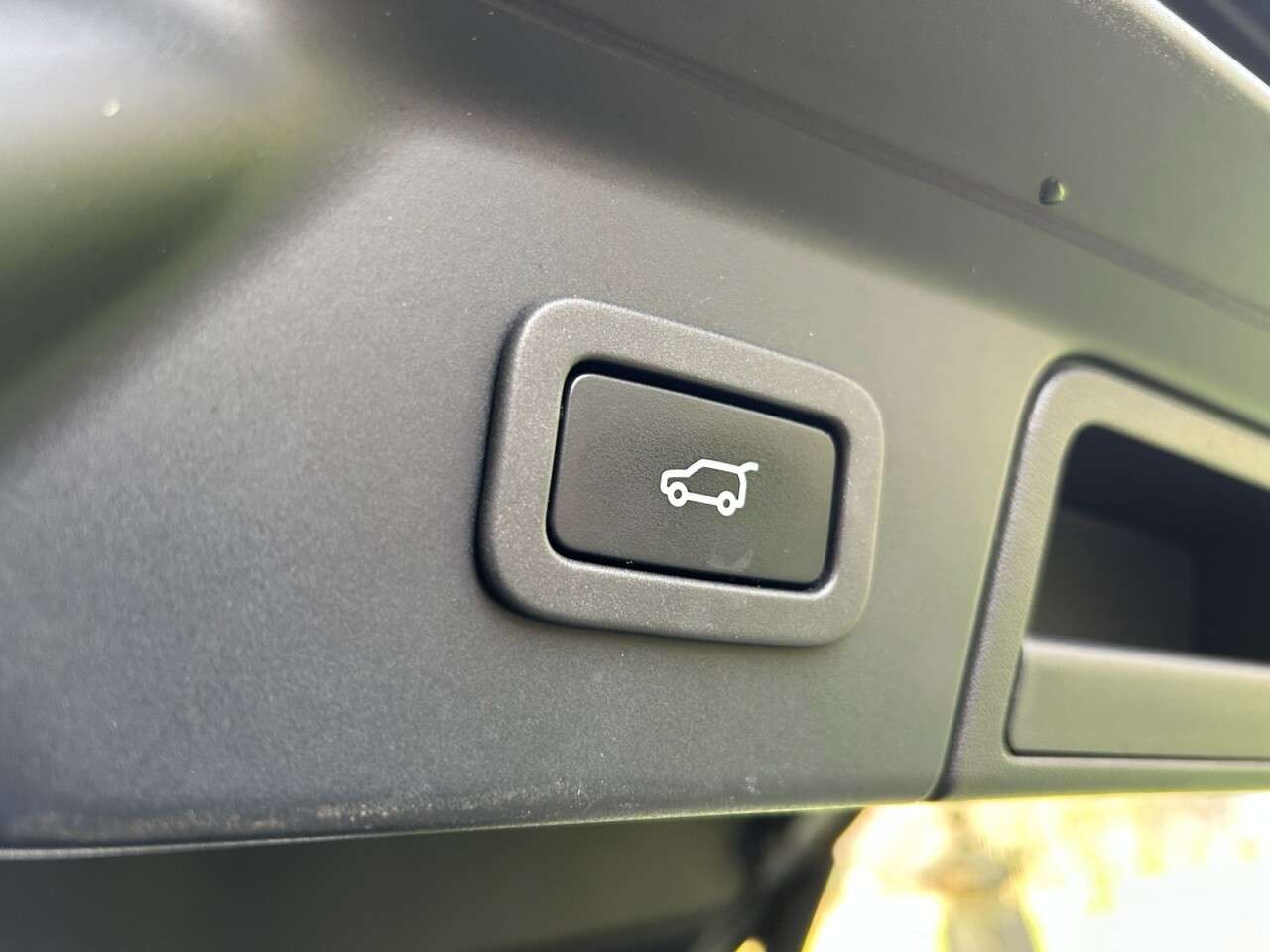 2020 LAND ROVER RANGE ROVER VELAR 2020 LAND ROVER RANGE ROVER VELAR