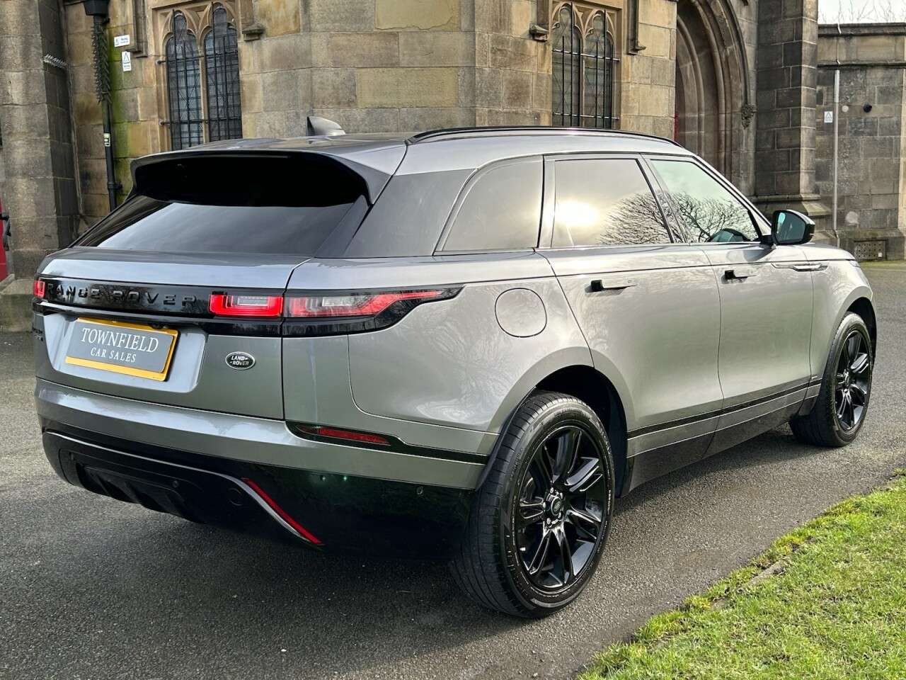 2020 LAND ROVER RANGE ROVER VELAR 2020 LAND ROVER RANGE ROVER VELAR