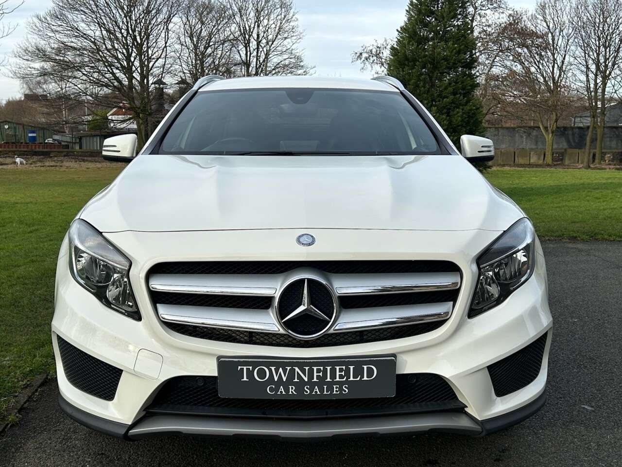 A 2015 MERCEDES-BENZ GLA 2.1 GLA200d AMG Line SUV 5dr Diesel Manual Euro 6 (s/s) (136 ps) POWER TAIL A 2015 MERCEDES-BENZ GLA 2.1 GLA200d AMG Line SUV 5dr Diesel Manual Euro 6 (s/s) (136 ps) POWER TAIL