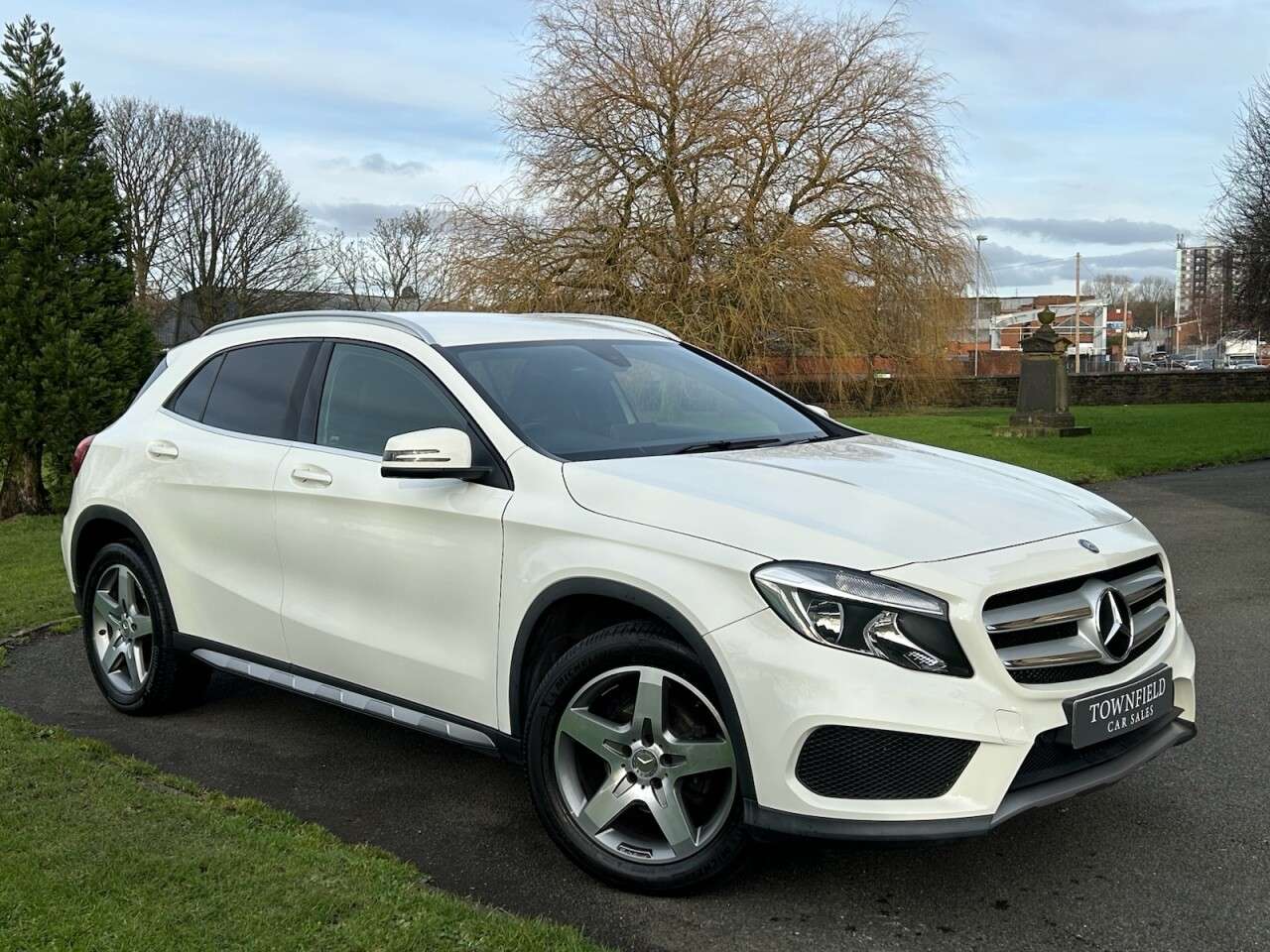 2015 MERCEDES-BENZ GLA 2015 MERCEDES-BENZ GLA
