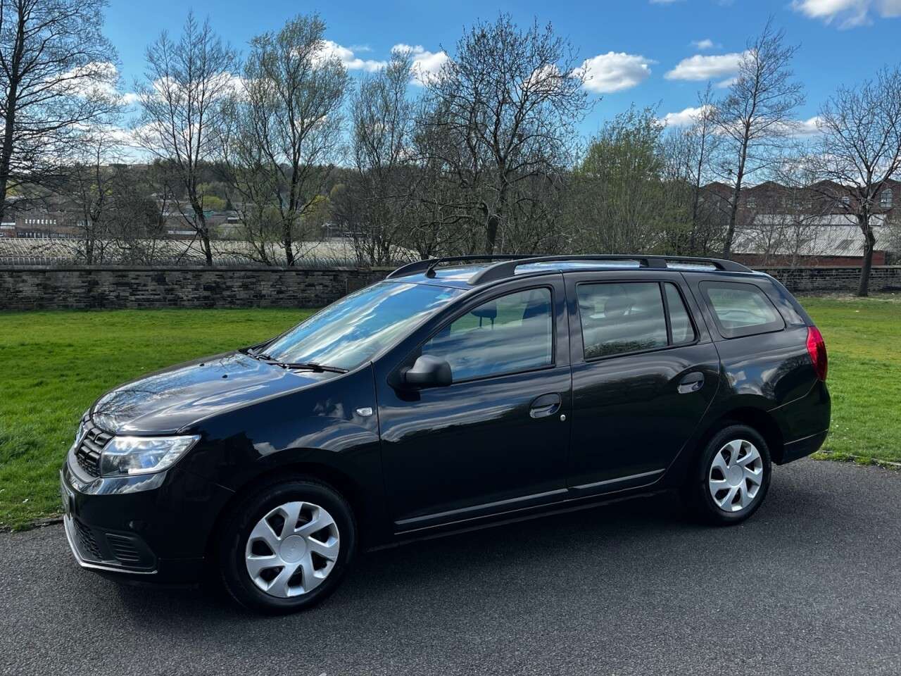 2017 DACIA LOGAN MCV 2017 DACIA LOGAN MCV