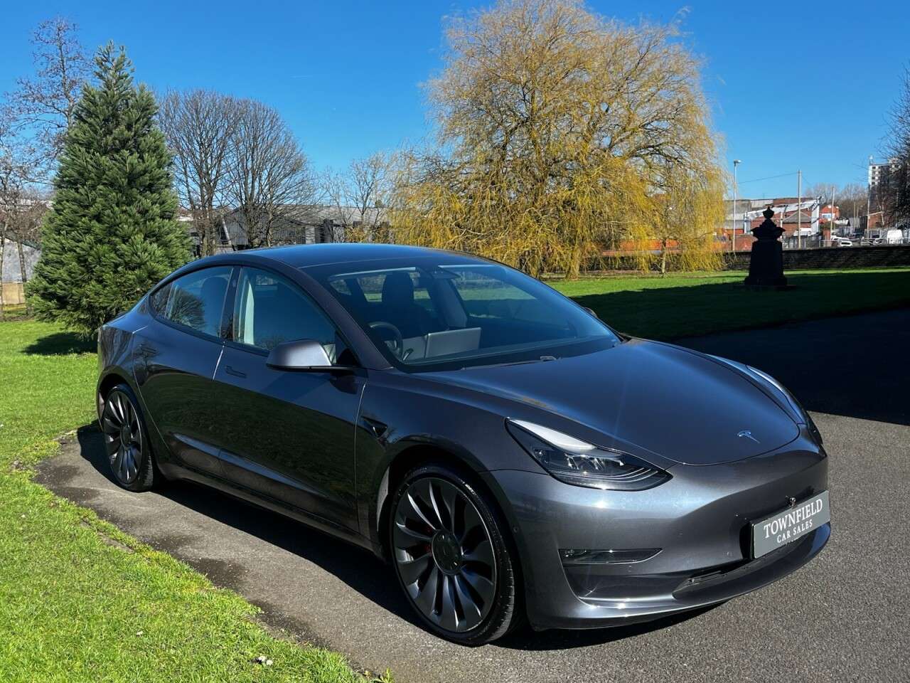 A 2020 TESLA MODEL 3 (Dual Motor) Performance Saloon 4dr Electric Auto 4WDE (Performance Upgrade A 2020 TESLA MODEL 3 (Dual Motor) Performance Saloon 4dr Electric Auto 4WDE (Performance Upgrade