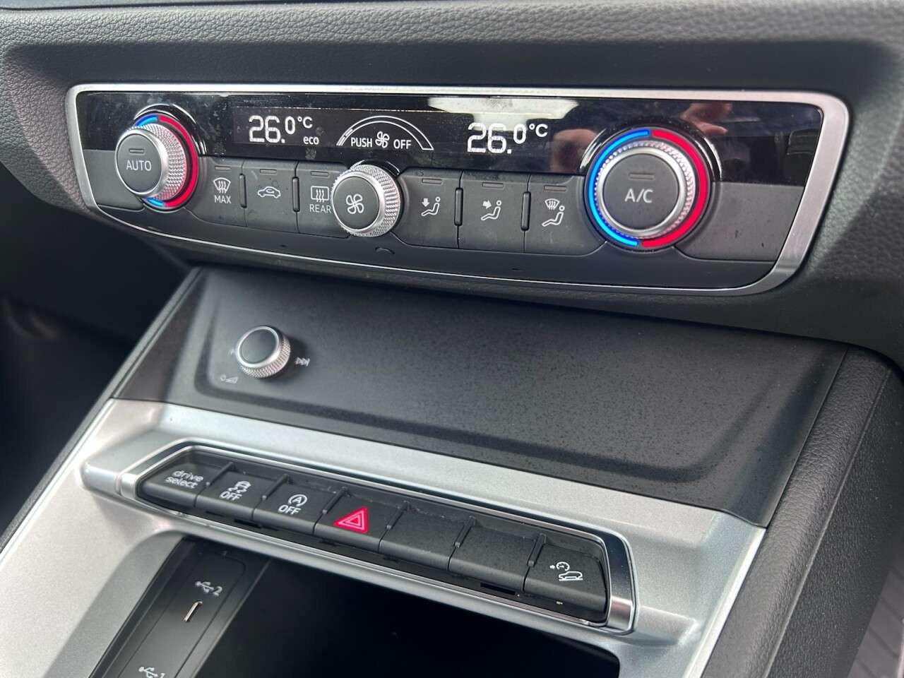 2021 AUDI Q3 2021 AUDI Q3