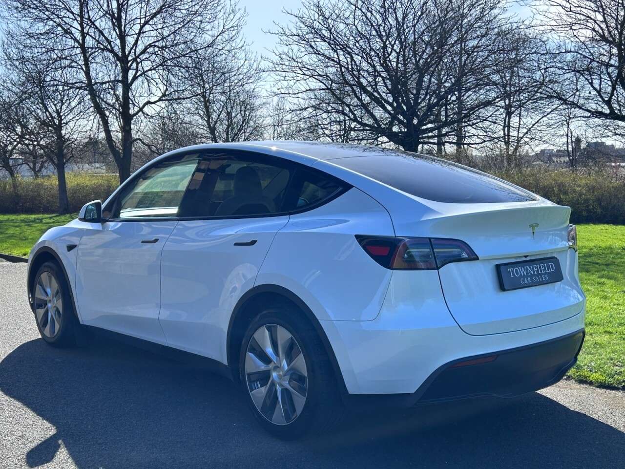 2023 TESLA MODEL Y 2023 TESLA MODEL Y