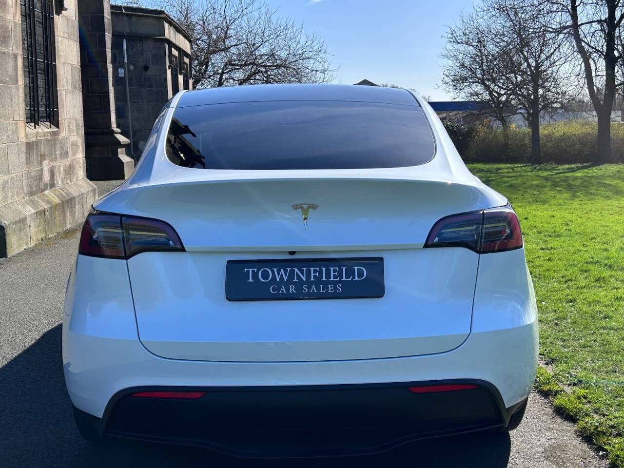 2023 TESLA MODEL Y 2023 TESLA MODEL Y