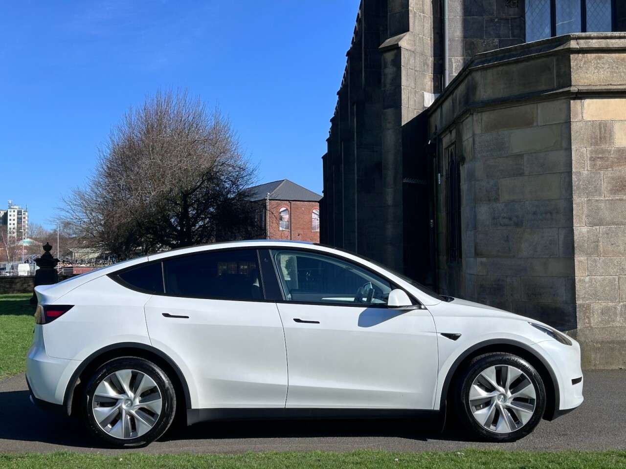 2023 TESLA MODEL Y 2023 TESLA MODEL Y