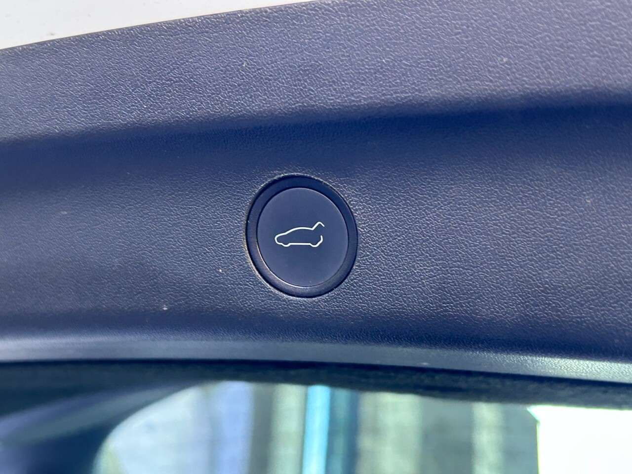 2023 TESLA MODEL Y 2023 TESLA MODEL Y