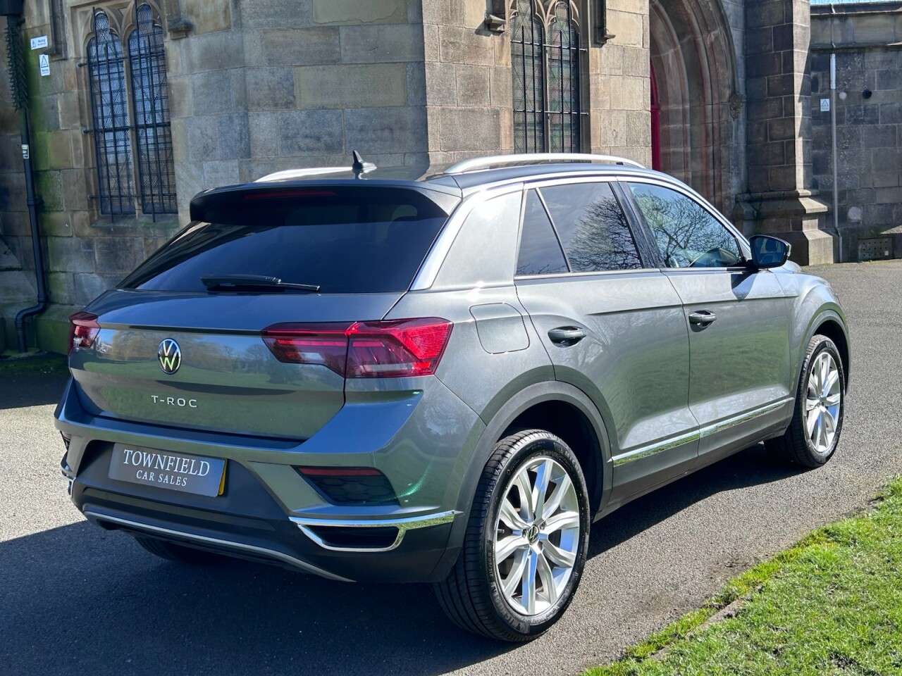 A 2021 VOLKSWAGEN T-ROC 1.5 TSI GPF EVO SEL SUV 5dr Petrol DSG Euro 6 (s/s) (150 ps) CARPLAY+PARK S A 2021 VOLKSWAGEN T-ROC 1.5 TSI GPF EVO SEL SUV 5dr Petrol DSG Euro 6 (s/s) (150 ps) CARPLAY+PARK S
