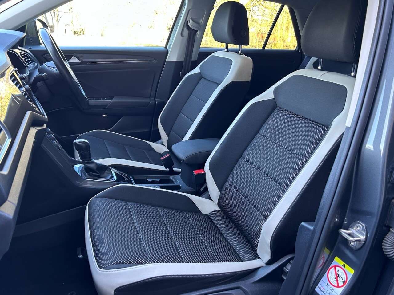 2021 VOLKSWAGEN T-ROC 2021 VOLKSWAGEN T-ROC