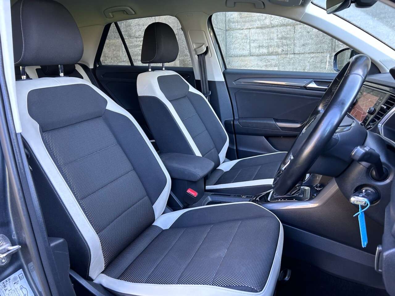 2021 VOLKSWAGEN T-ROC 2021 VOLKSWAGEN T-ROC