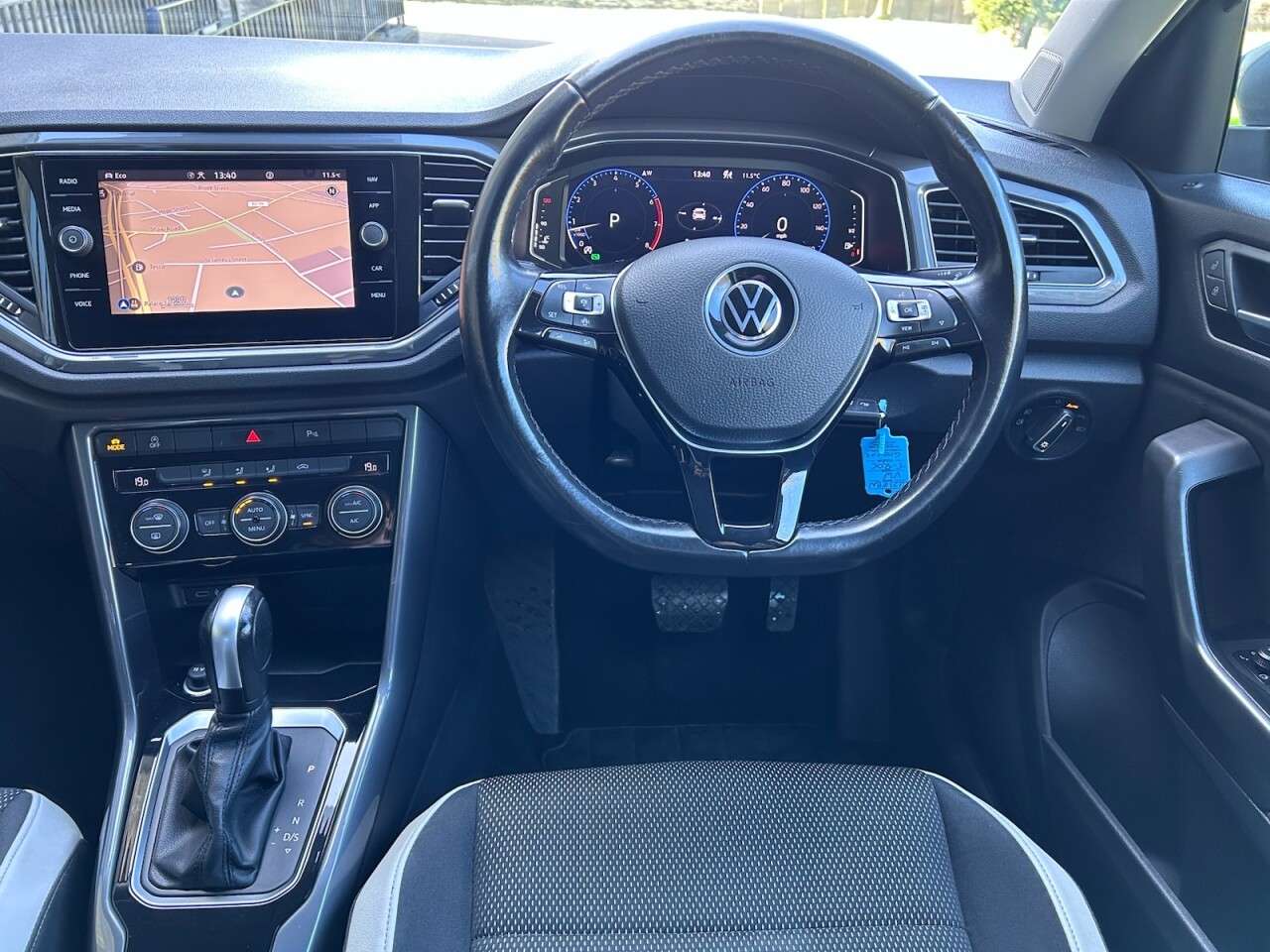 2021 VOLKSWAGEN T-ROC 2021 VOLKSWAGEN T-ROC