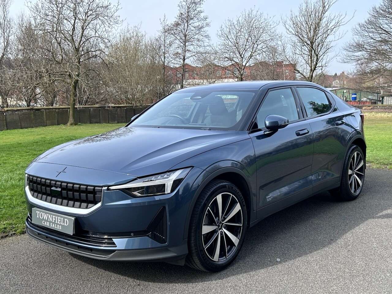 A 2021 POLESTAR POLESTAR 2 Single Motor 64kWh Standard Range Fastback 5dr Electric Auto FWD (224 ps) P A 2021 POLESTAR POLESTAR 2 Single Motor 64kWh Standard Range Fastback 5dr Electric Auto FWD (224 ps) P