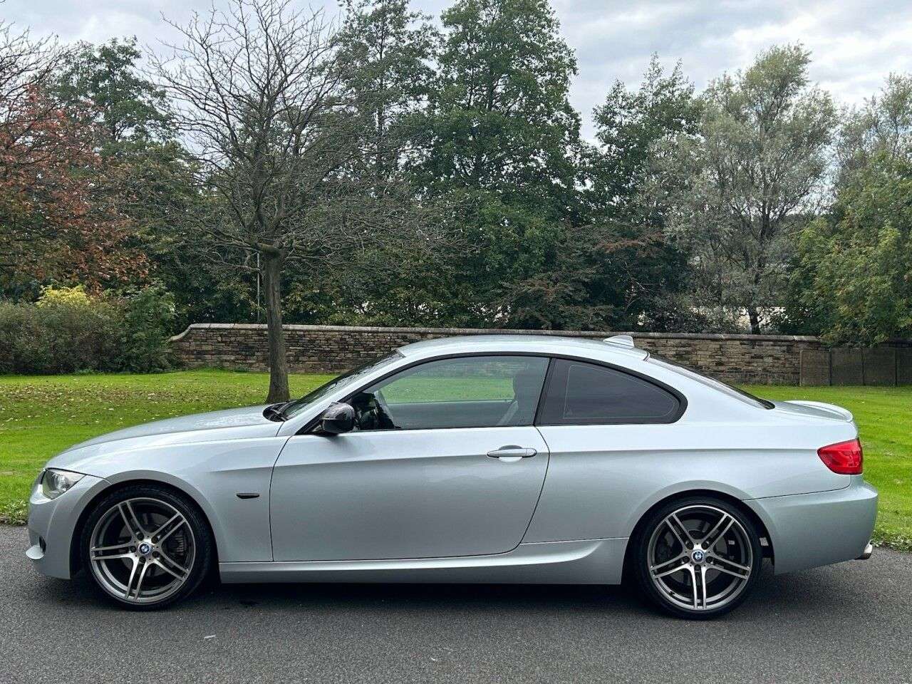 2012 BMW 3 SERIES 2012 BMW 3 SERIES