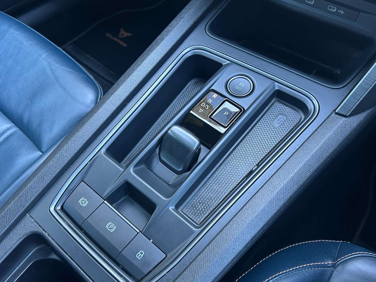 2023 CUPRA FORMENTOR 2023 CUPRA FORMENTOR