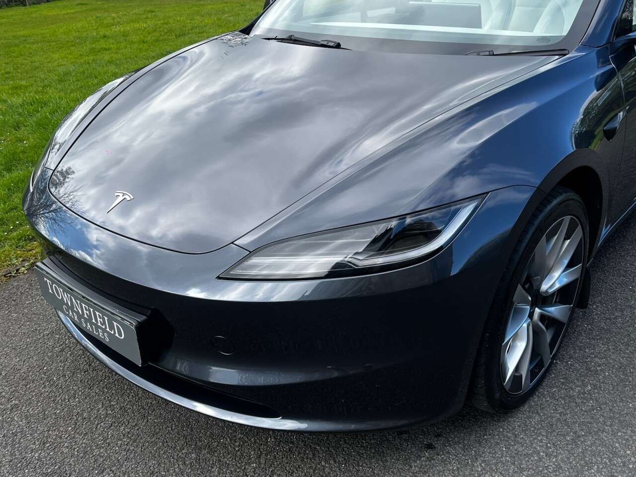 2024 TESLA MODEL 3 2024 TESLA MODEL 3