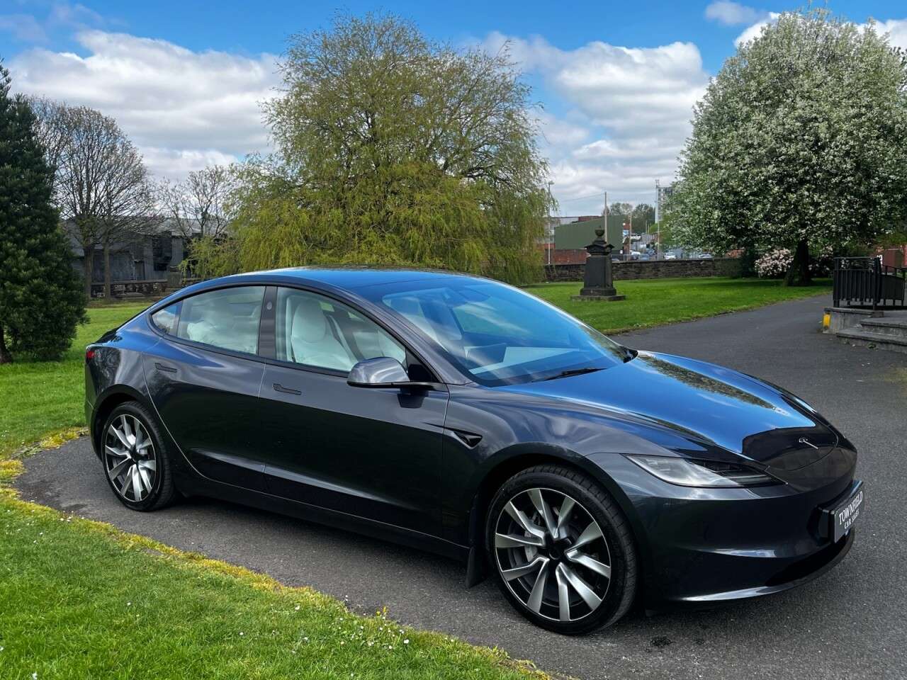 2024 TESLA MODEL 3 2024 TESLA MODEL 3