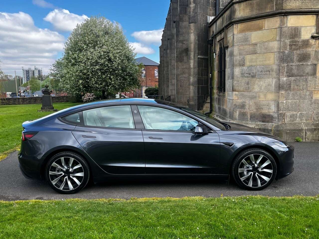 2024 TESLA MODEL 3 2024 TESLA MODEL 3