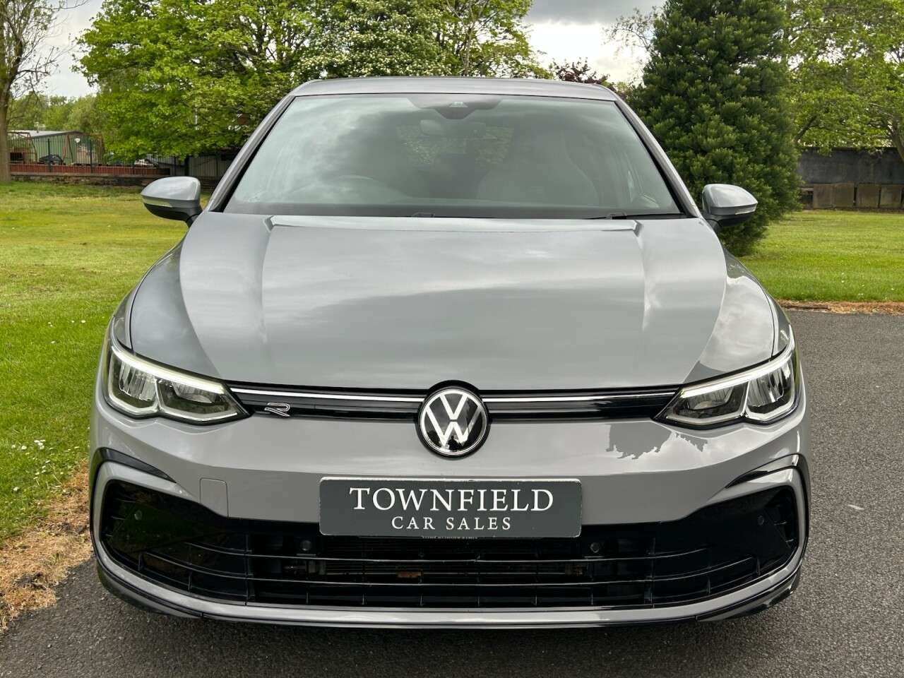 A 2021 VOLKSWAGEN GOLF 1.5 TSI R-Line Hatchback 5dr Petrol Manual Euro 6 (s/s) (150 ps) NAV+CARPLA A 2021 VOLKSWAGEN GOLF 1.5 TSI R-Line Hatchback 5dr Petrol Manual Euro 6 (s/s) (150 ps) NAV+CARPLA