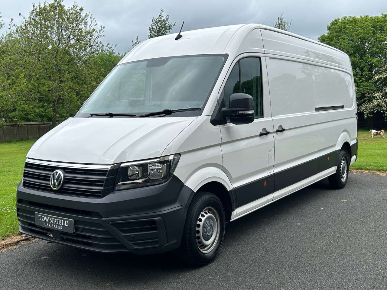 A 2021 VOLKSWAGEN CRAFTER 2.0 TDI CR35 Trendline Panel Van 5dr Diesel Manual FWD LWB High Roof Euro 6 A 2021 VOLKSWAGEN CRAFTER 2.0 TDI CR35 Trendline Panel Van 5dr Diesel Manual FWD LWB High Roof Euro 6