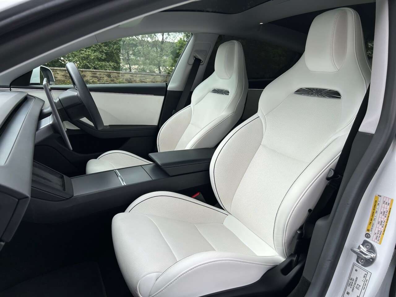 2025 TESLA MODEL 3 2025 TESLA MODEL 3