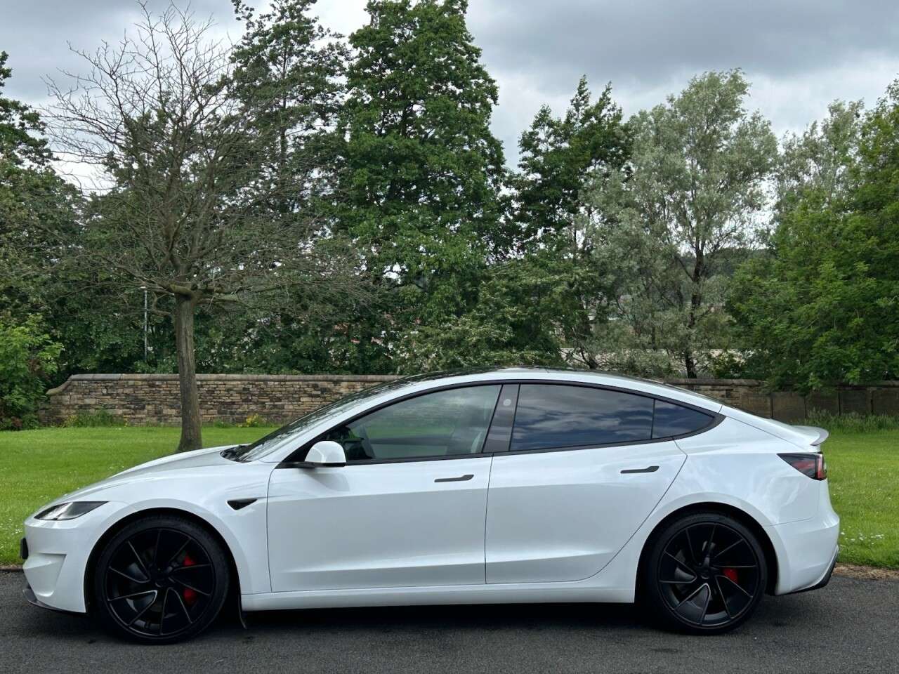 2025 TESLA MODEL 3 2025 TESLA MODEL 3