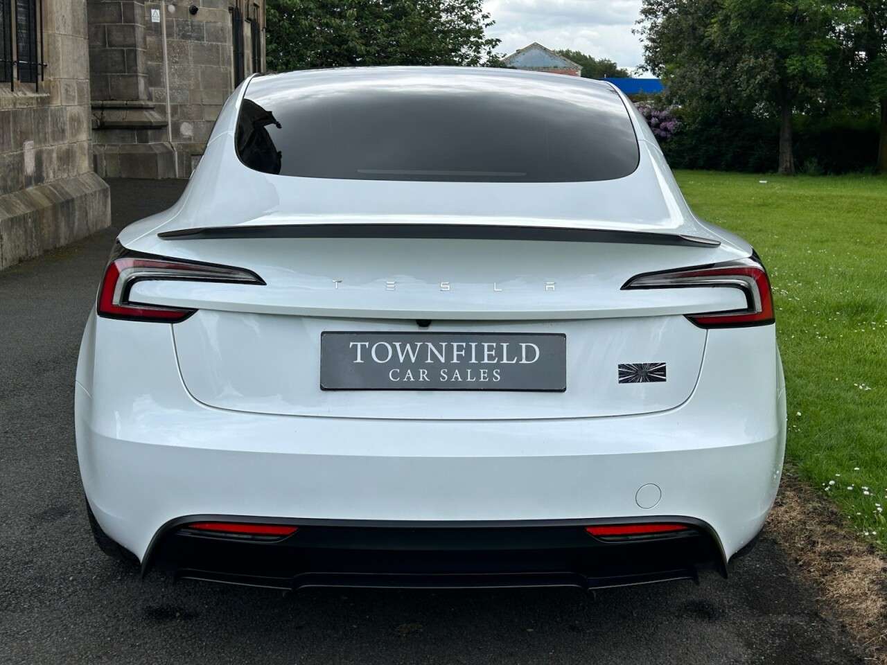 2025 TESLA MODEL 3 2025 TESLA MODEL 3