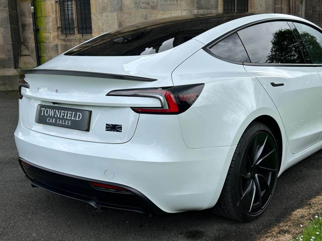 2025 TESLA MODEL 3 2025 TESLA MODEL 3