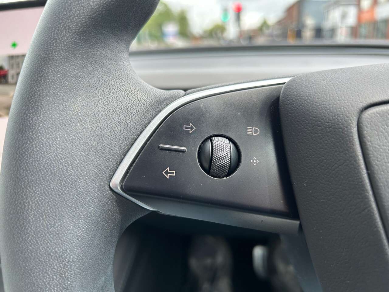 2025 TESLA MODEL 3 2025 TESLA MODEL 3