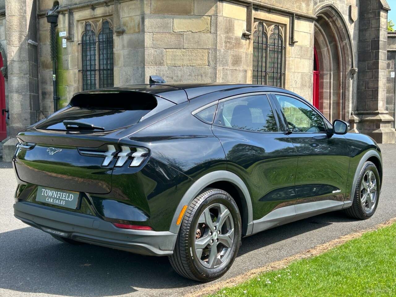 2022 FORD MUSTANG MACH-E 2022 FORD MUSTANG MACH-E