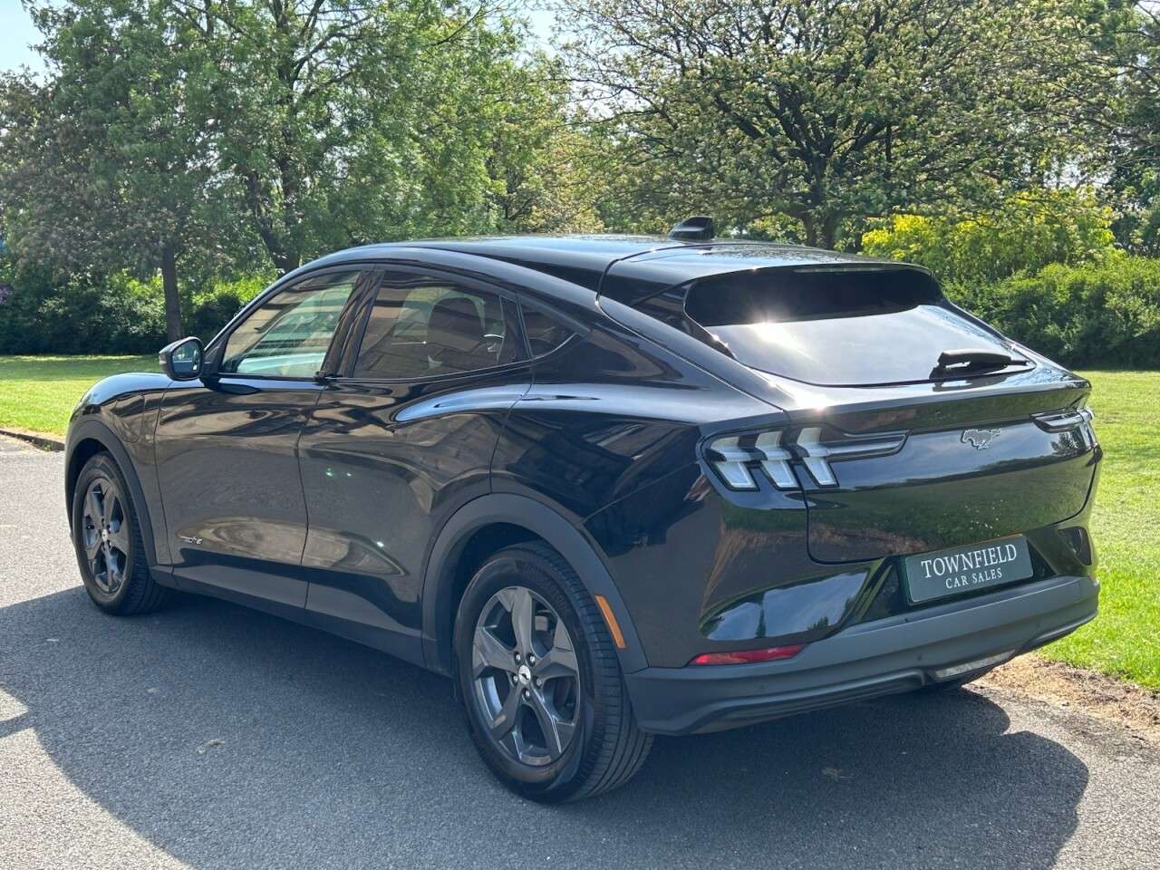 2022 FORD MUSTANG MACH-E 2022 FORD MUSTANG MACH-E