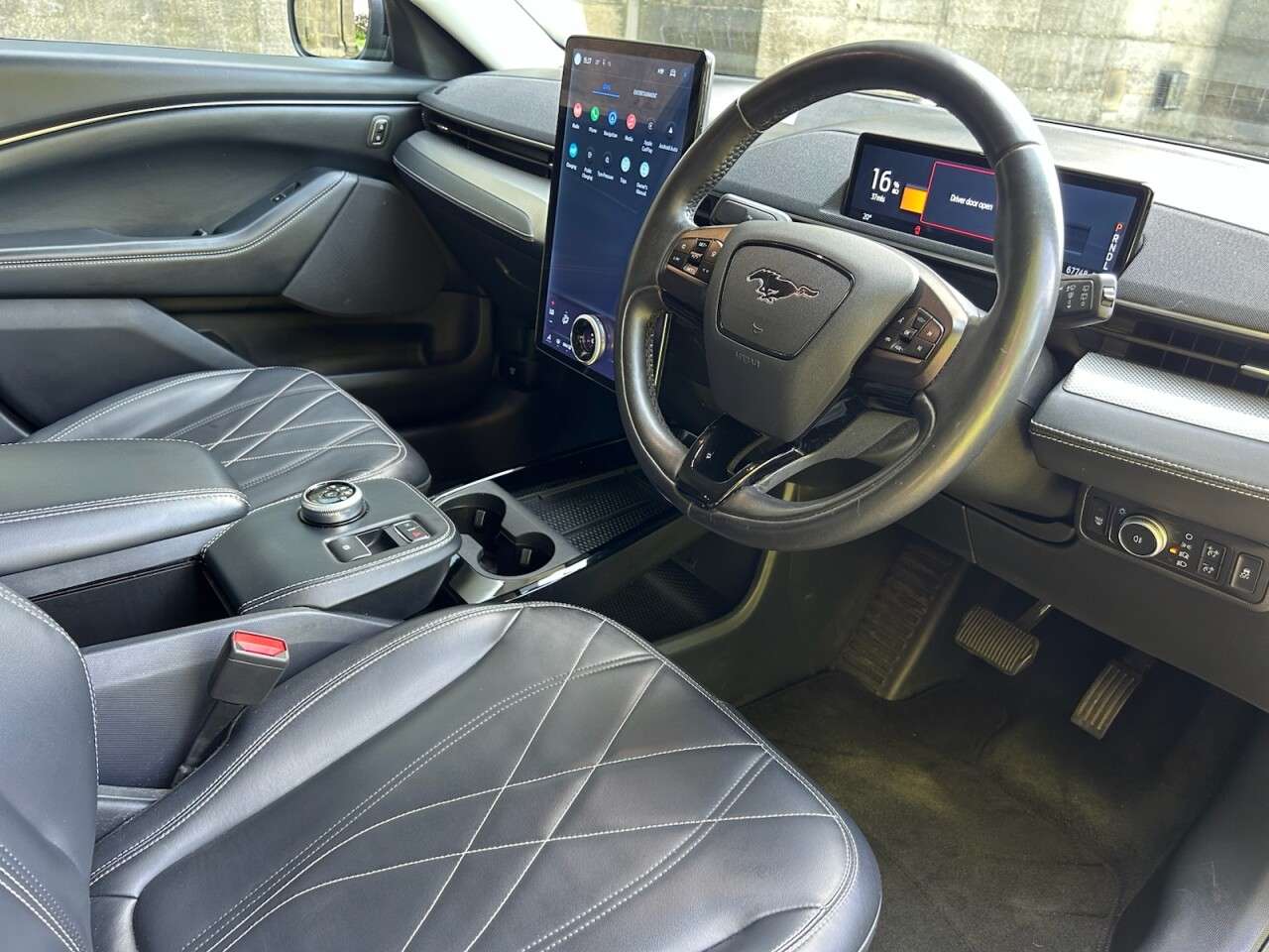 2022 FORD MUSTANG MACH-E 2022 FORD MUSTANG MACH-E