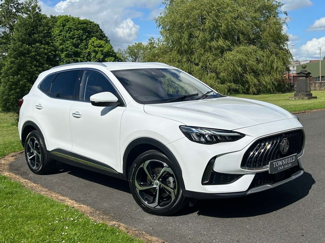 A 2024 MG MG HS 1.5 T-GDI Trophy SUV 5dr Petrol DCT Euro 6 (s/s) (162 ps) REVERSE CAM+POWER A 2024 MG MG HS 1.5 T-GDI Trophy SUV 5dr Petrol DCT Euro 6 (s/s) (162 ps) REVERSE CAM+POWER