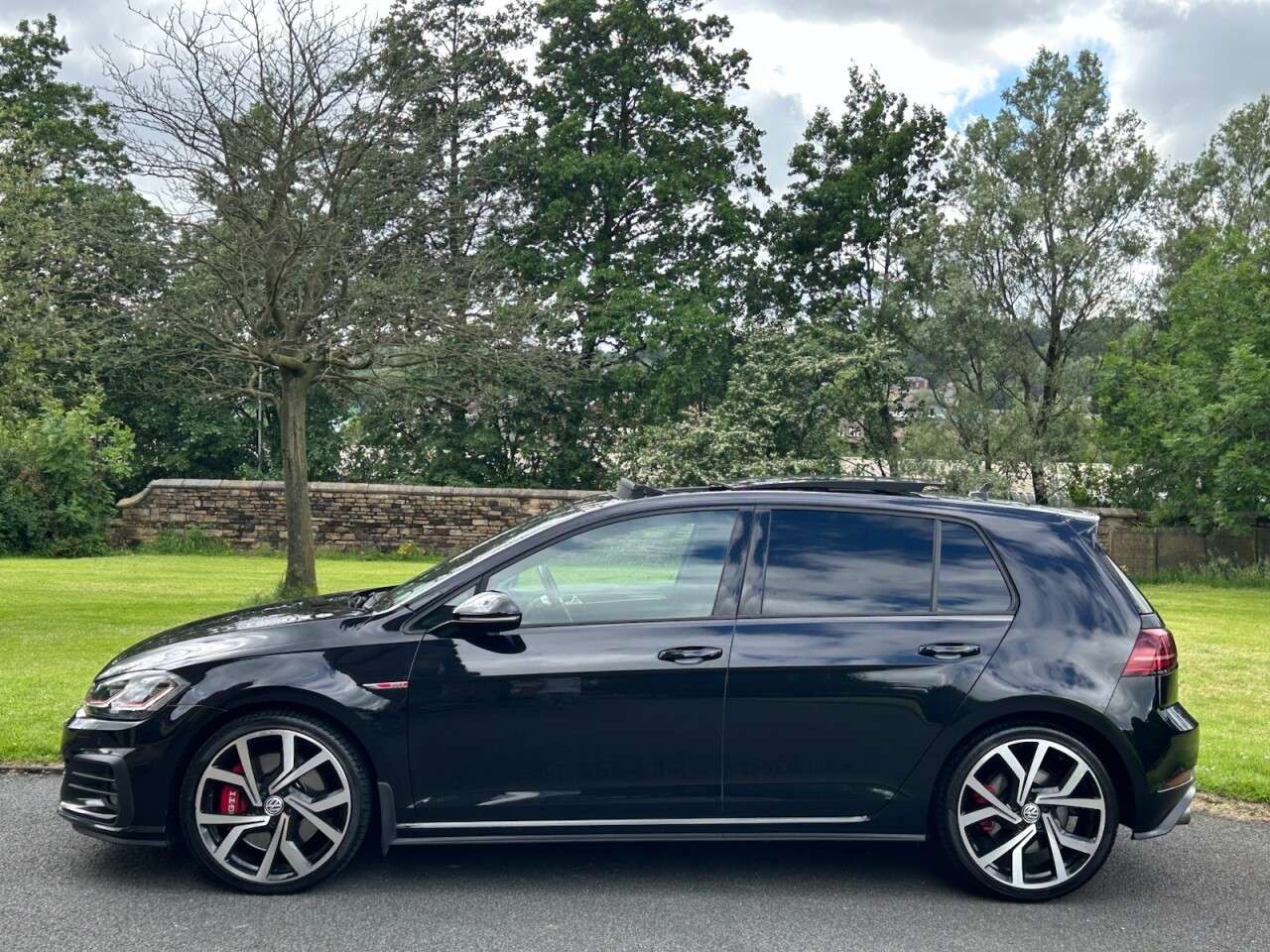 2018 VOLKSWAGEN GOLF 2018 VOLKSWAGEN GOLF