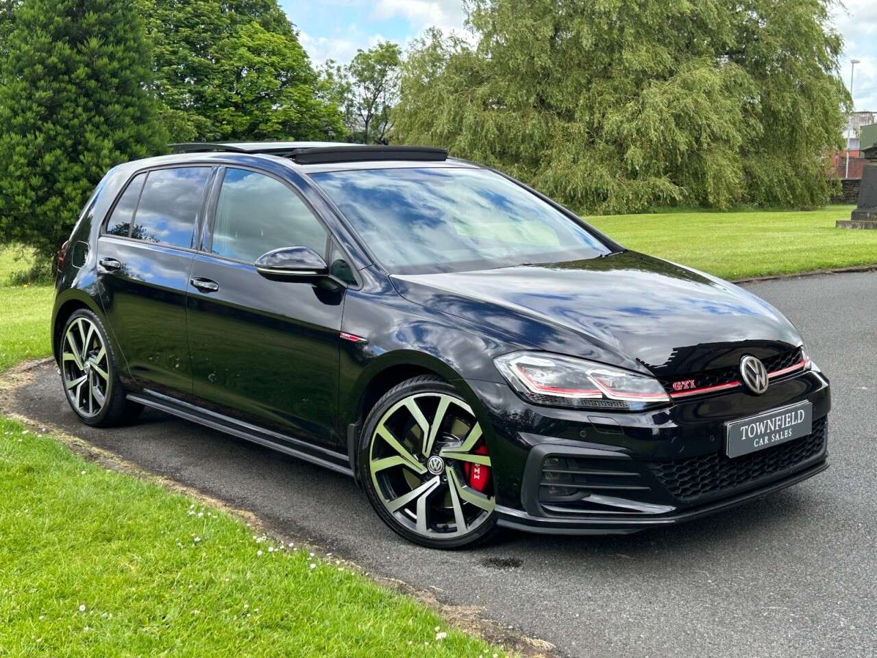 2018 VOLKSWAGEN GOLF 2018 VOLKSWAGEN GOLF