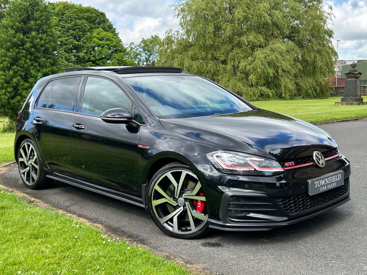2018 VOLKSWAGEN GOLF 2018 VOLKSWAGEN GOLF