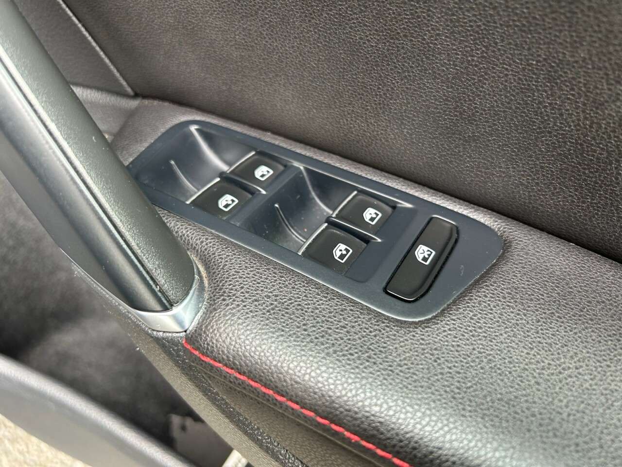 2018 VOLKSWAGEN GOLF 2018 VOLKSWAGEN GOLF