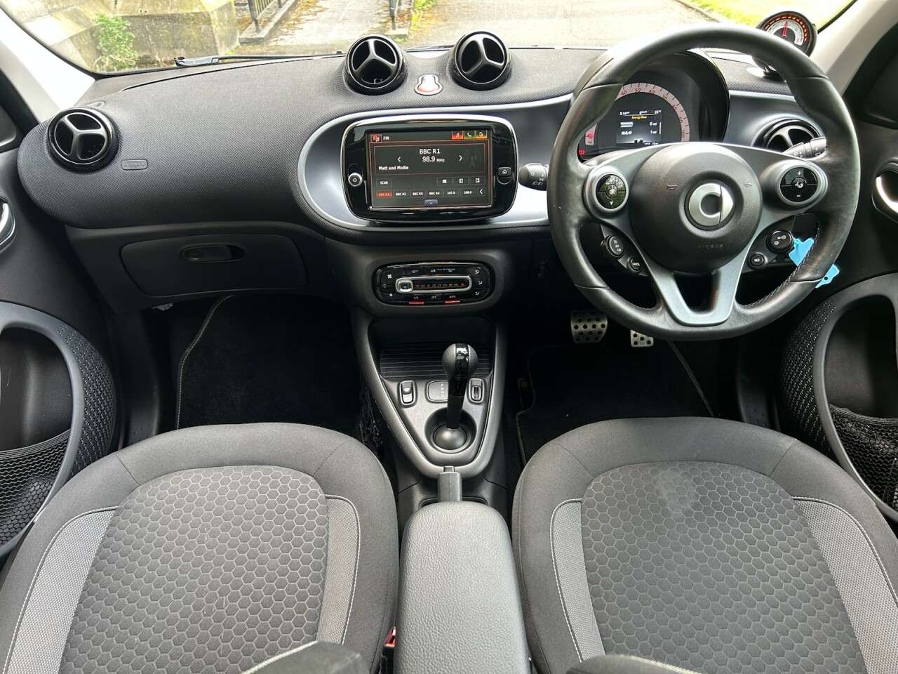 2021 SMART FORFOUR 2021 SMART FORFOUR