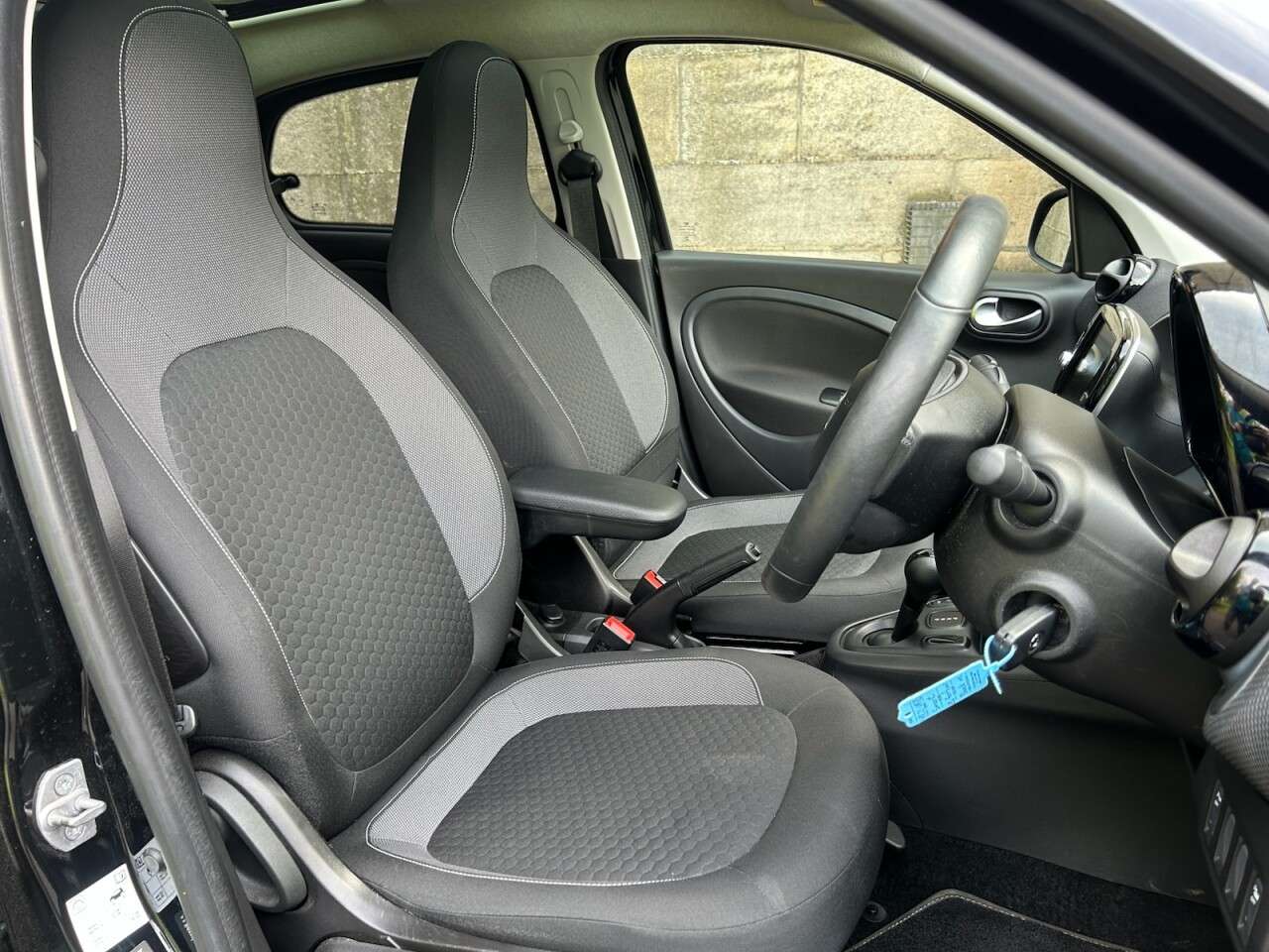 2021 SMART FORFOUR 2021 SMART FORFOUR