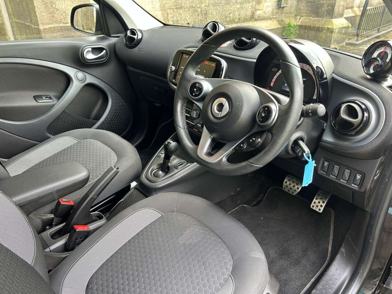 2021 SMART FORFOUR 2021 SMART FORFOUR