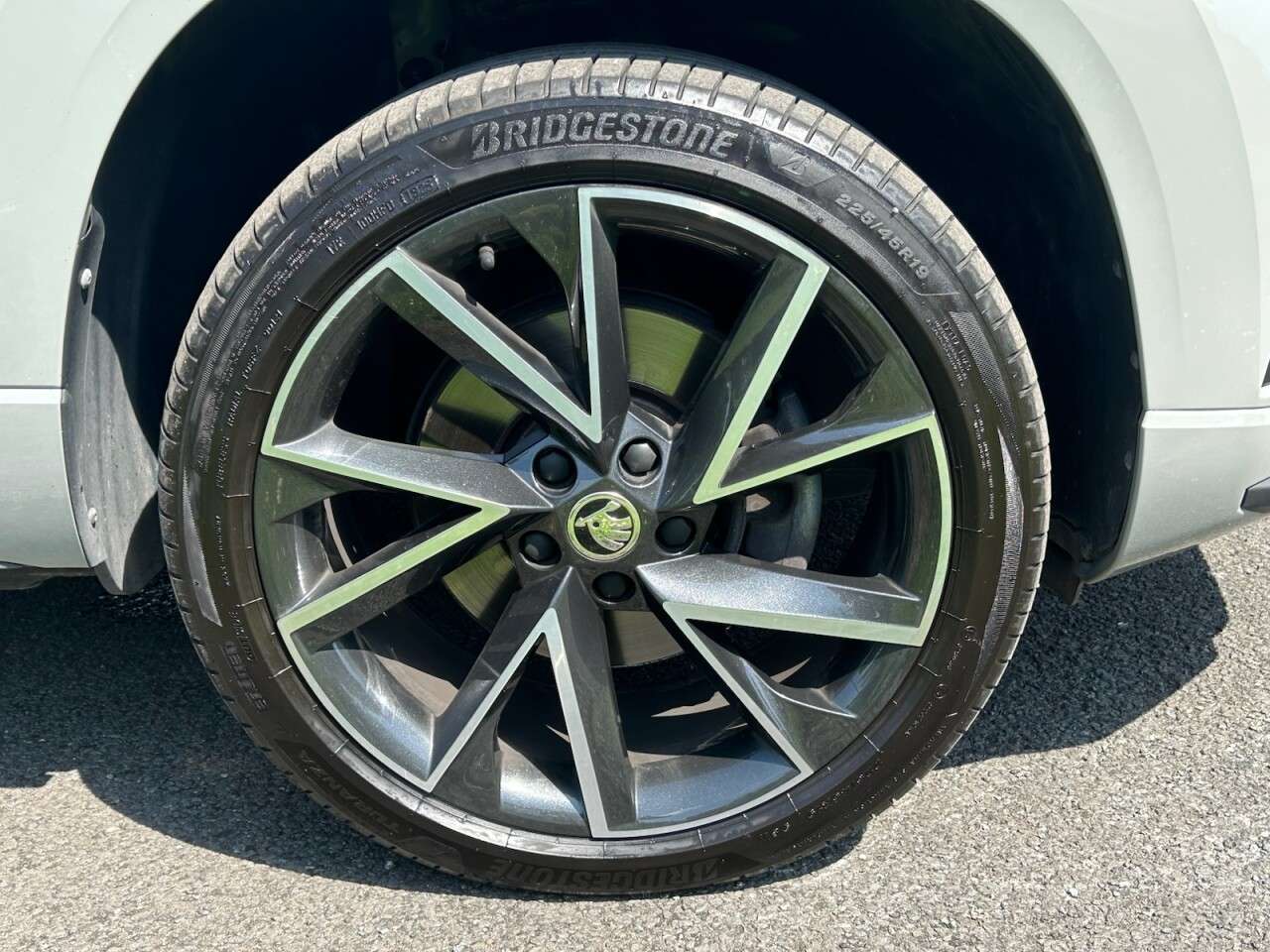 2023 SKODA KAROQ 2023 SKODA KAROQ
