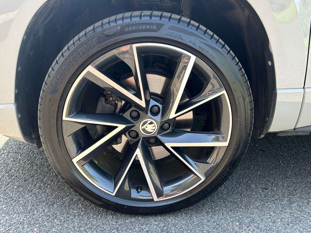 2023 SKODA KAROQ 2023 SKODA KAROQ