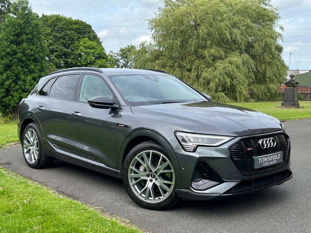 2022 AUDI E-TRON 2022 AUDI E-TRON
