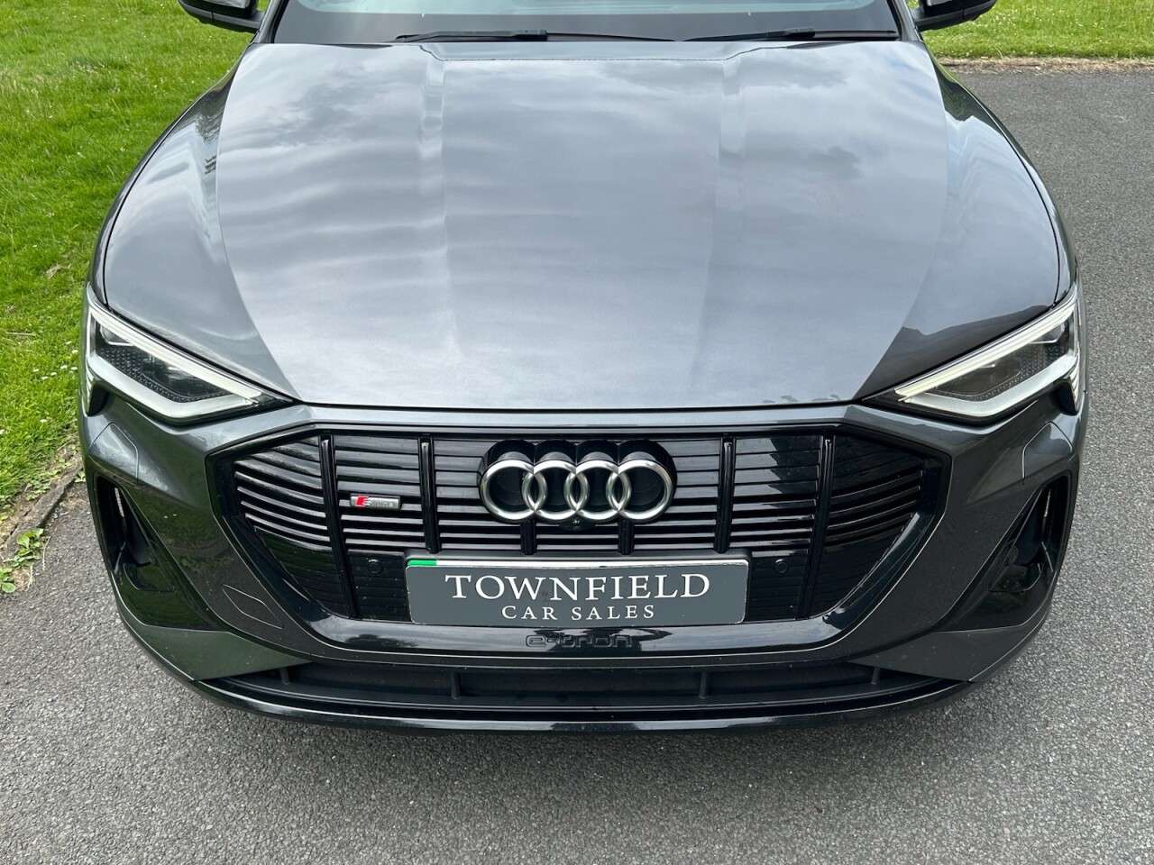 2022 AUDI E-TRON 2022 AUDI E-TRON