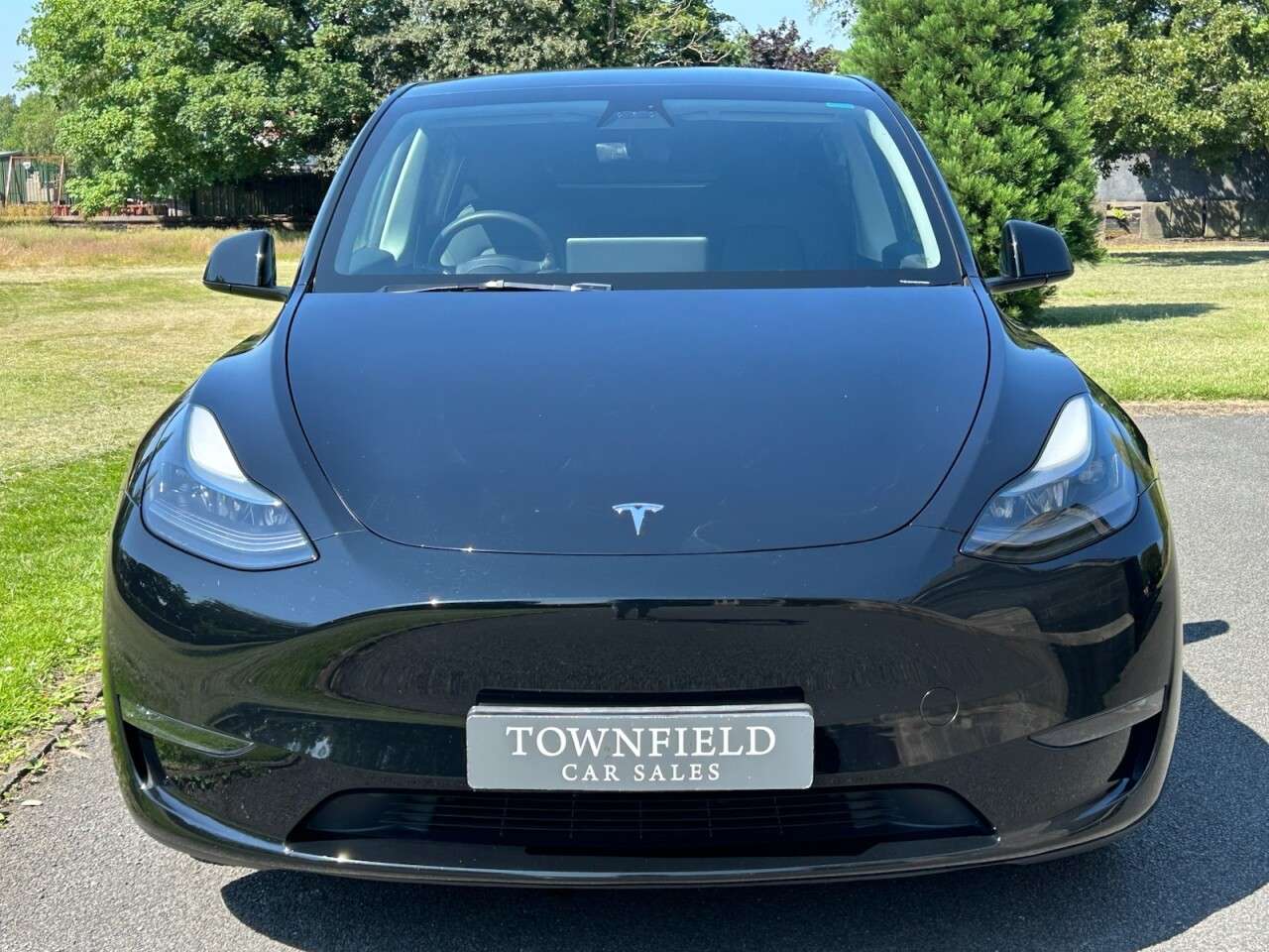 A 2023 TESLA MODEL Y (Dual Motor) Performance SUV 5dr Electric Auto 4WDE (426 bhp) BLACK LEATHER A 2023 TESLA MODEL Y (Dual Motor) Performance SUV 5dr Electric Auto 4WDE (426 bhp) BLACK LEATHER