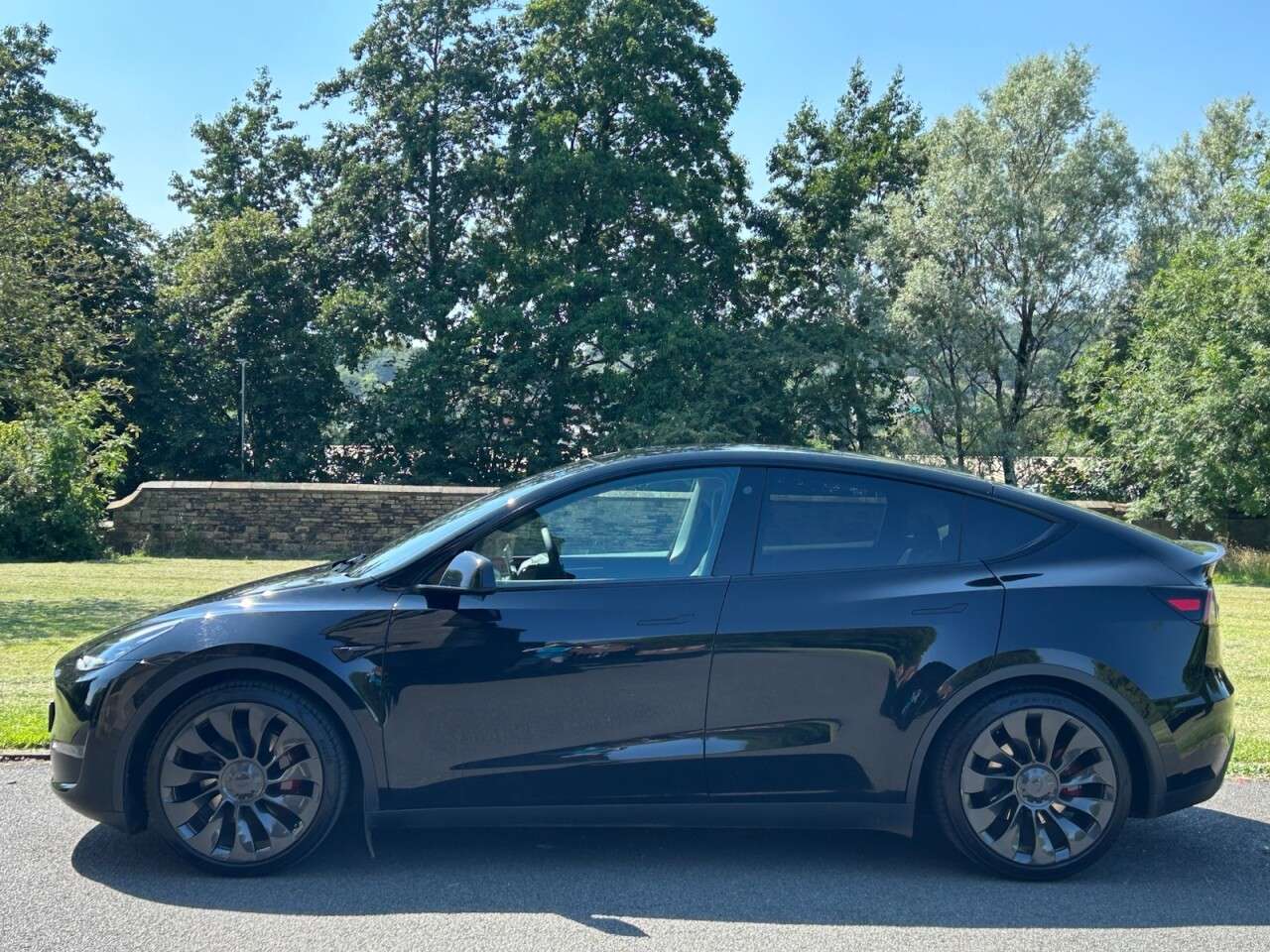 2023 TESLA MODEL Y 2023 TESLA MODEL Y